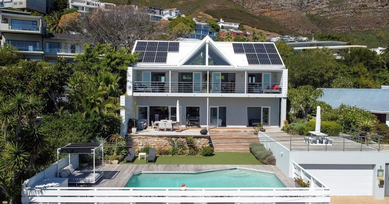 6 Bedroom Property for Sale in Camps Bay Western Cape